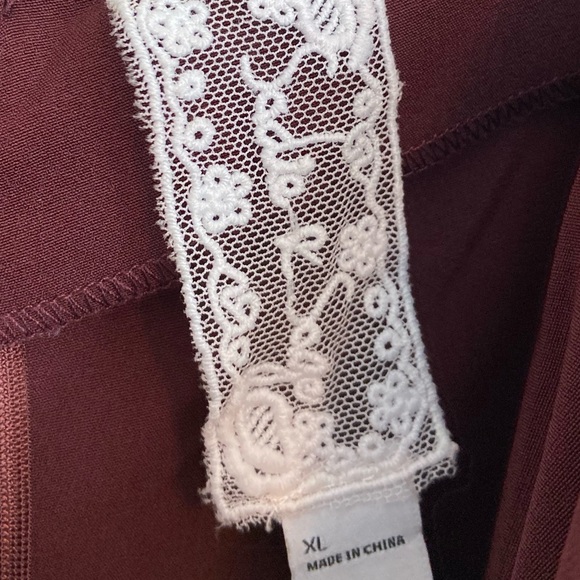 Sadie & Sage Wine Maroon Wide Leg Jumpsuit - Picture 5 of 8